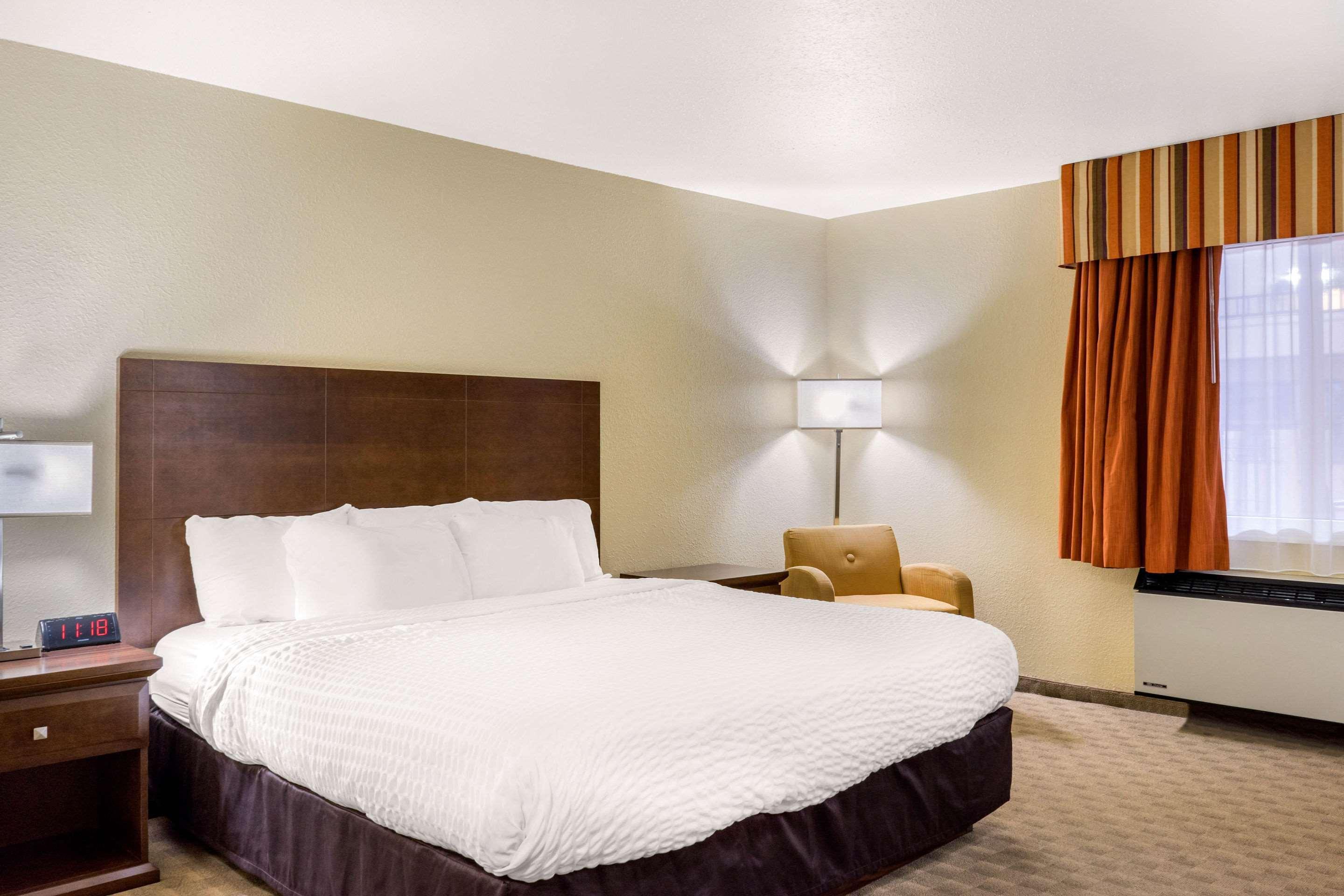 Quality Inn & Suites Winkler Exterior foto